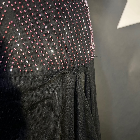 Cache beautiful beaded dress - Picture 7 of 8